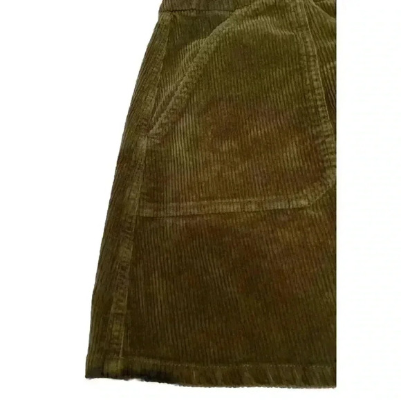 American Eagle Olive Green Corduroy Mini Skirt Size  8 - Picture 5 of 6